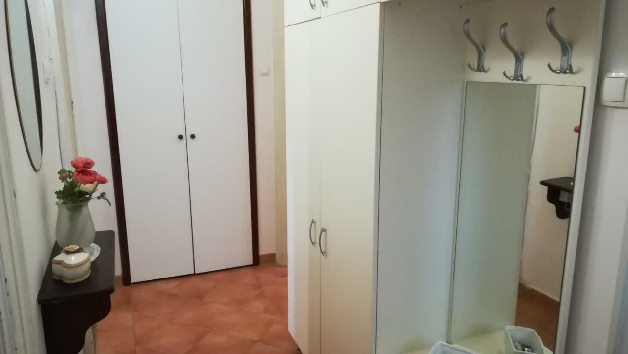 Apartment Tina Опатия Екстериор снимка