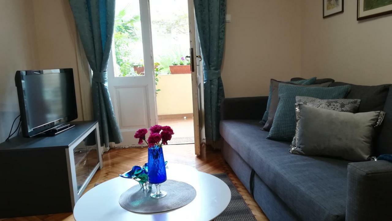 Apartment Tina Опатия Екстериор снимка